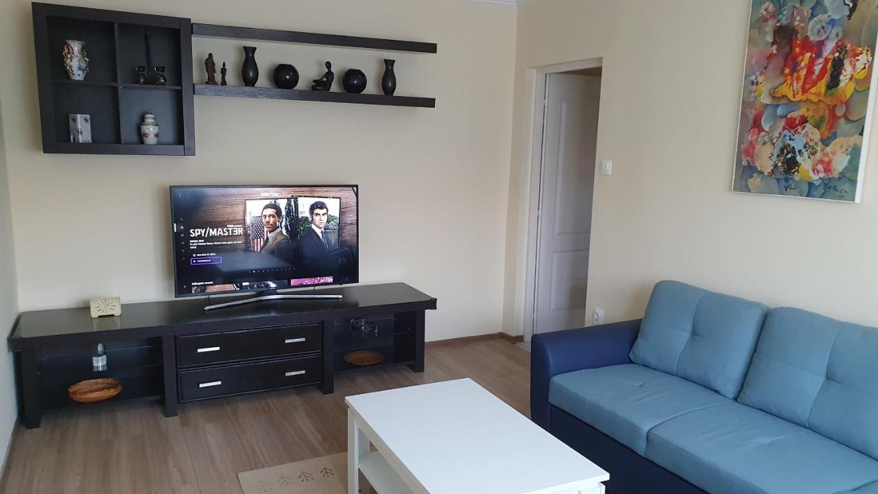 Apartament Estera Apartment Oradea Exterior photo
